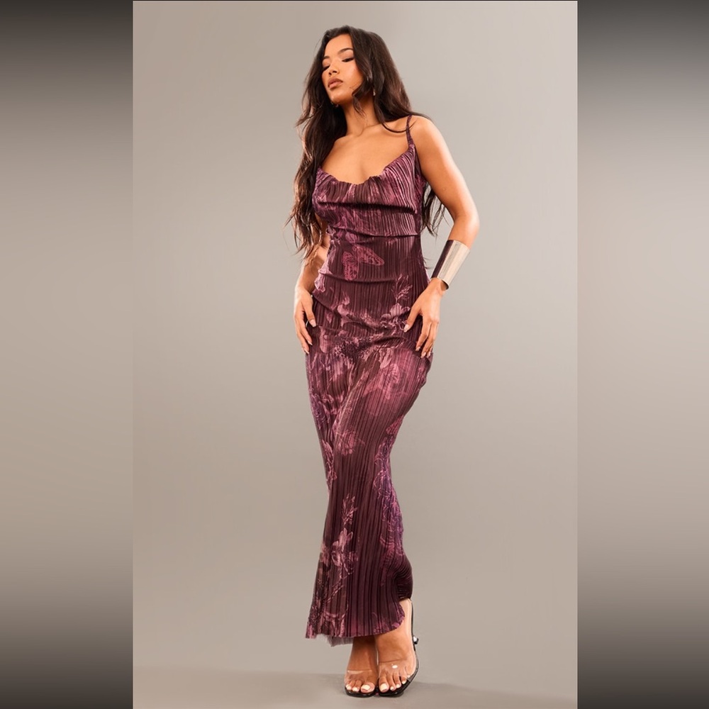 Brown Floral Printed Plisse Strappy Maxi Dress